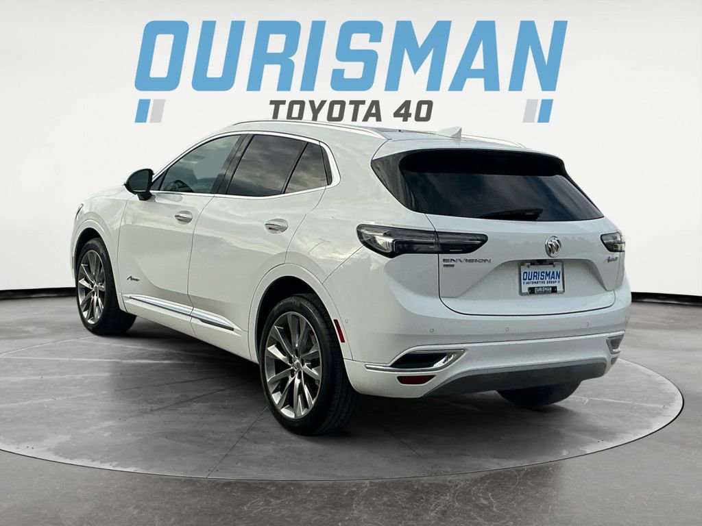Used 2022 Buick Envision Avenir w/ Technology Package II image 4