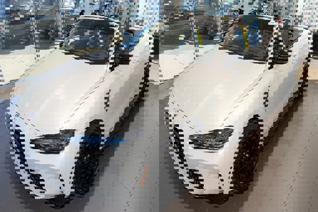 Used 2023 BMW M4 xDrive Competition w/ Executive Package image 40