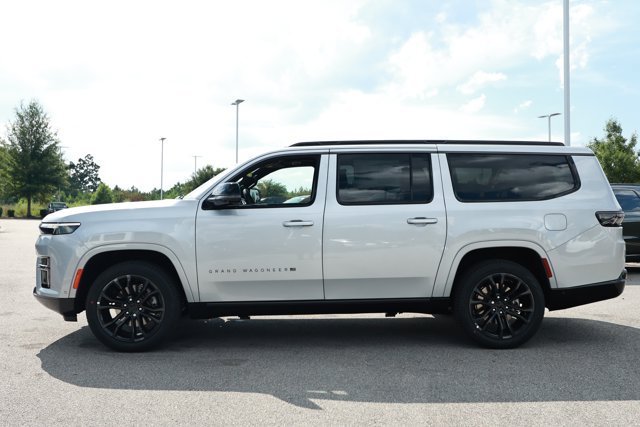 New 2026 Jeep Grand Wagoneer L Summit AWD/4WD image 9