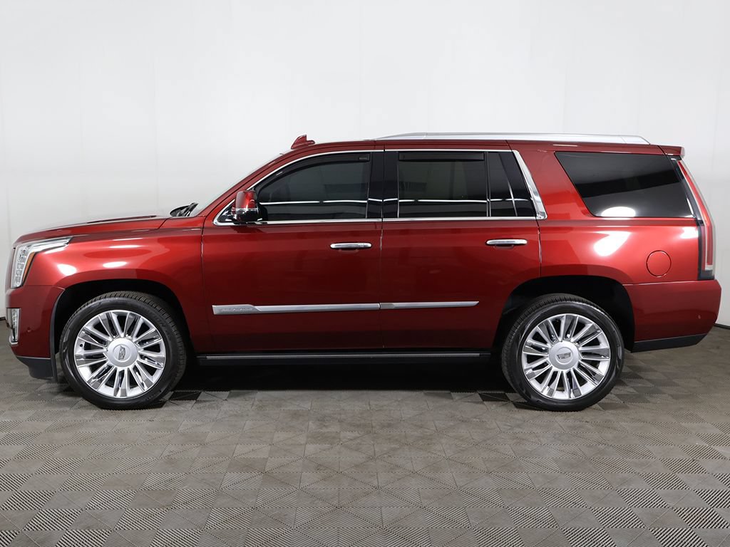 Used 2019 Cadillac Escalade Platinum AWD/4WD image 25