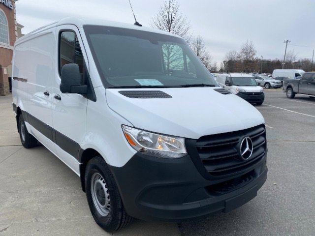 Used 2022 Mercedes-Benz Sprinter 2500 image 10
