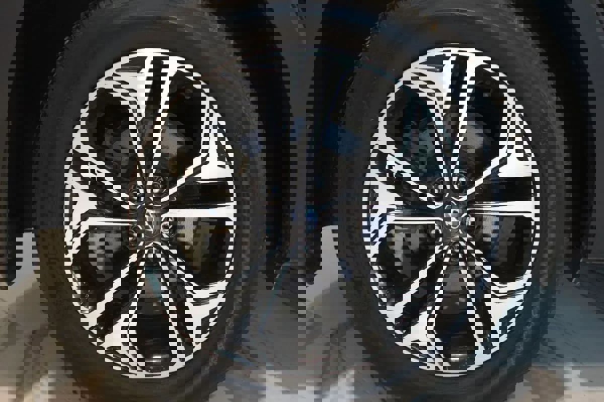 Used 2020 Hyundai Santa Fe Limited image 29