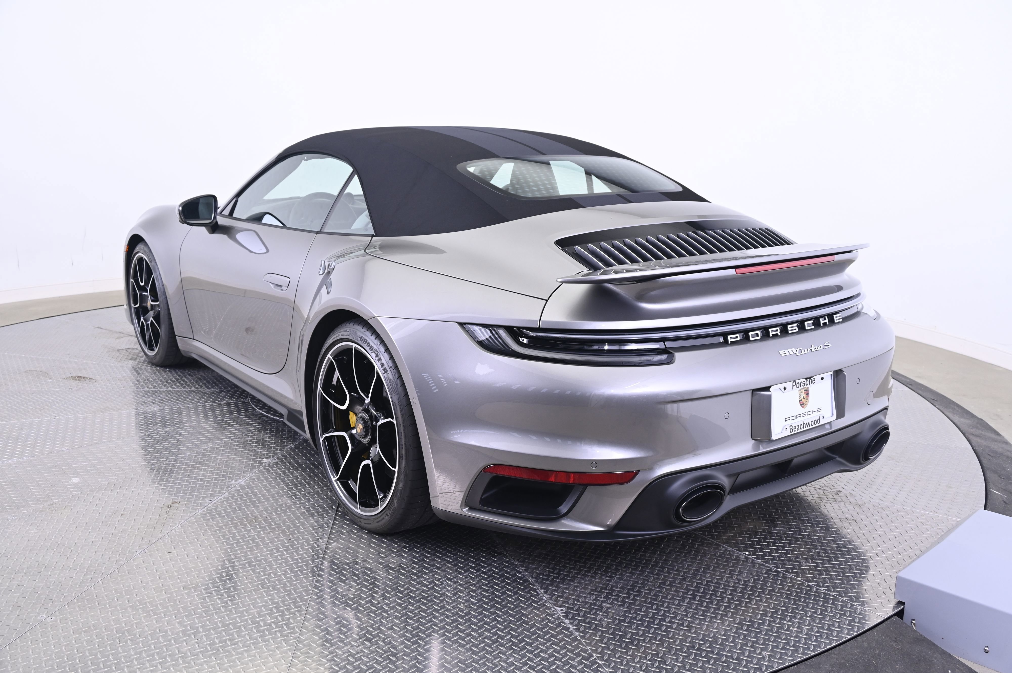 Certified 2025 Porsche 911 Turbo S AWD/4WD image 13