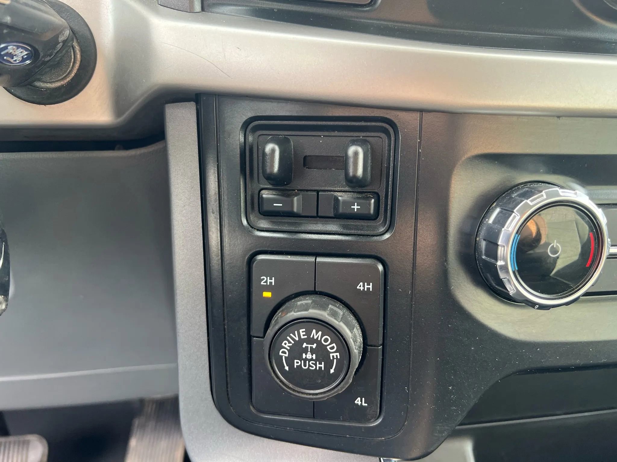 Used 2022 Ford F150 XLT w/ Equipment Group 301A Mid image 20