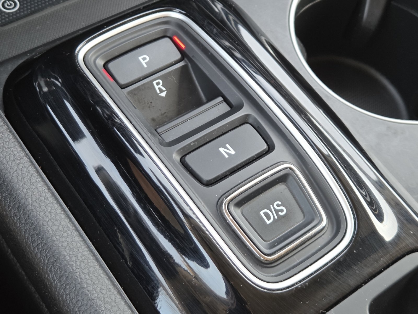 Used 2023 Honda Pilot Touring image 32