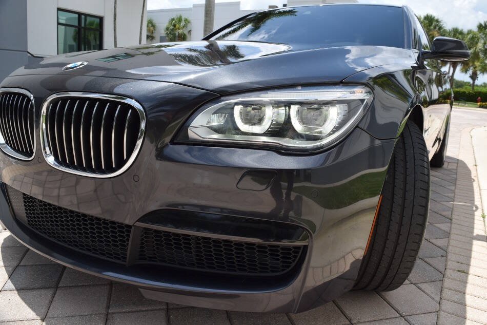 Used 2015 BMW 750i RWD image 36