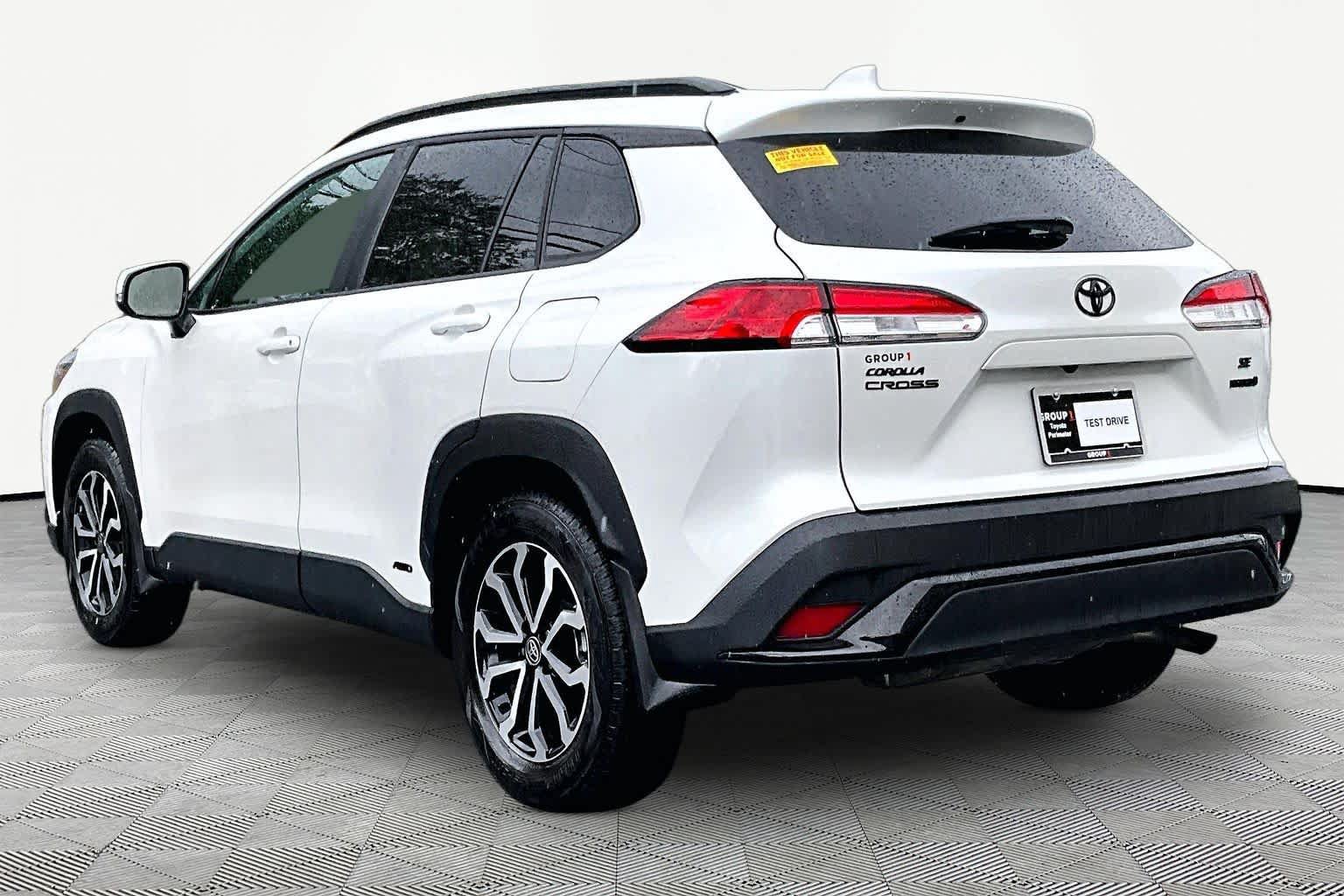 Certified 2024 Toyota Corolla Cross AWD Hybrid image 12