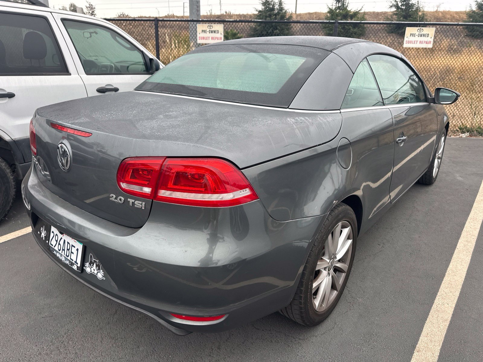 Used 2012 Volkswagen Eos Komfort FWD image 4