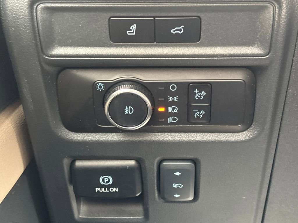 Used 2023 Ford Expedition Limited image 25