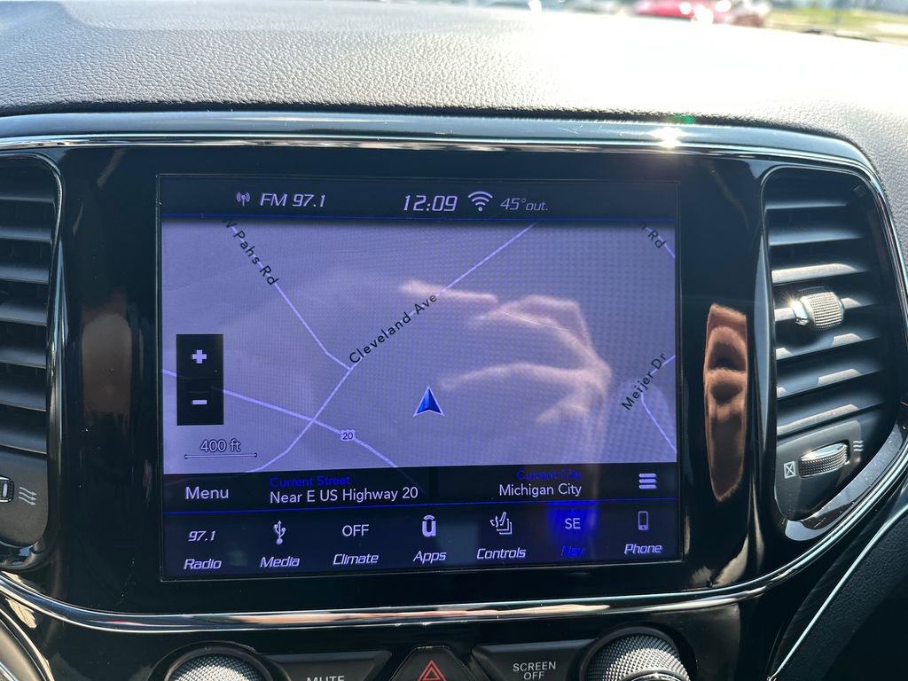 Used 2019 Jeep Grand Cherokee Limited image 5