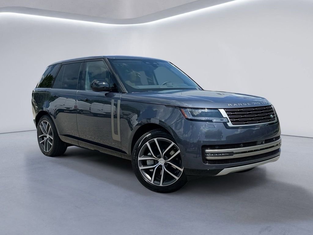 New 2025 Land Rover Range Rover SE image 2