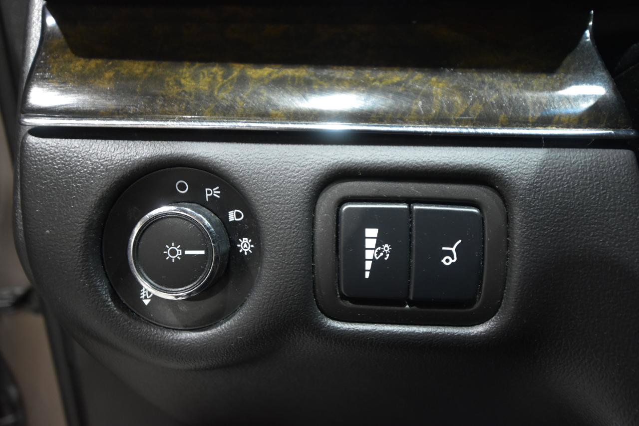 Used 2018 Lincoln MKT AWD w/ Technology Package image 15