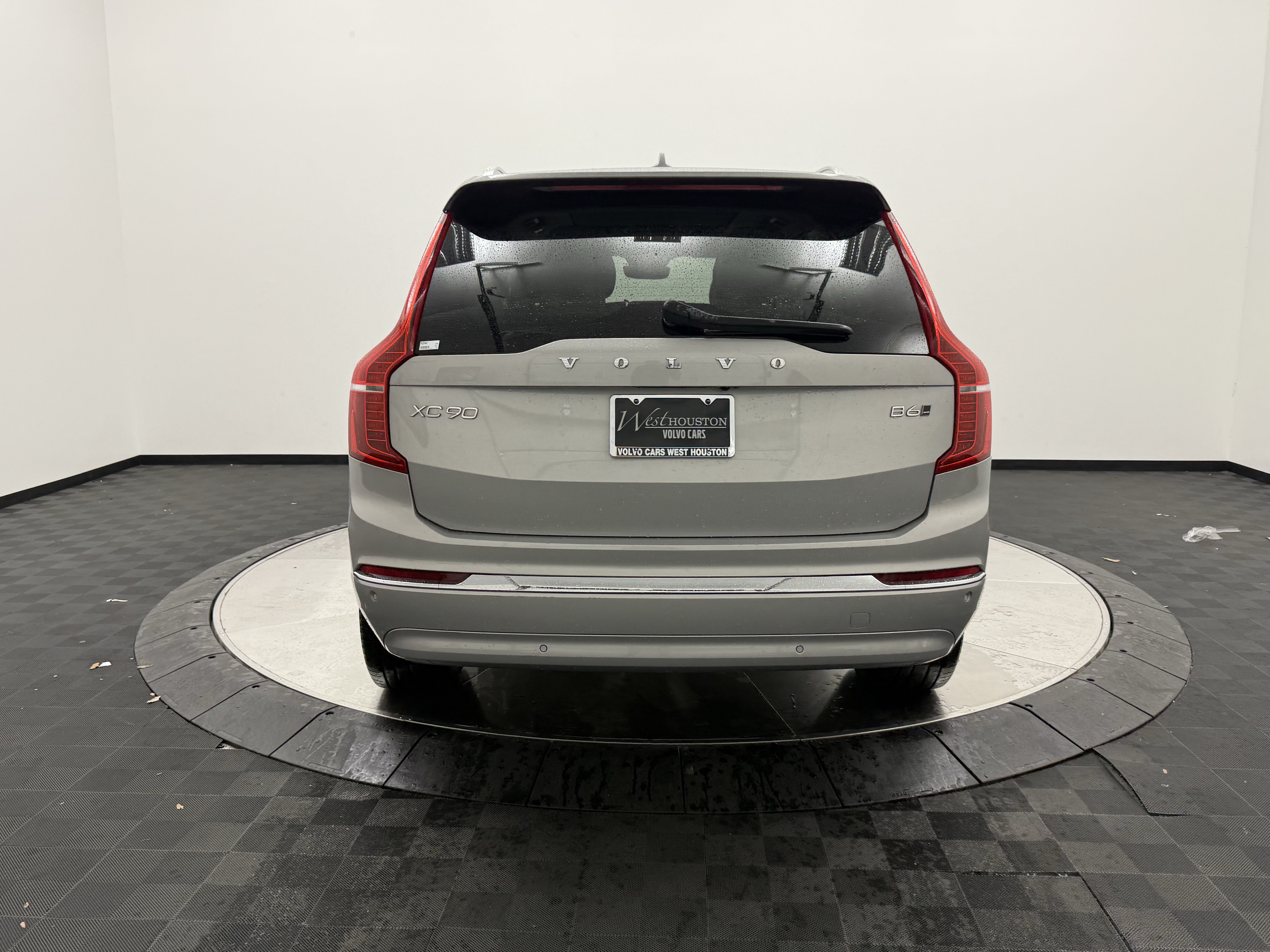 Used 2023 Volvo XC90 B6 Plus w/ Protection Package AWD/4WD image 7