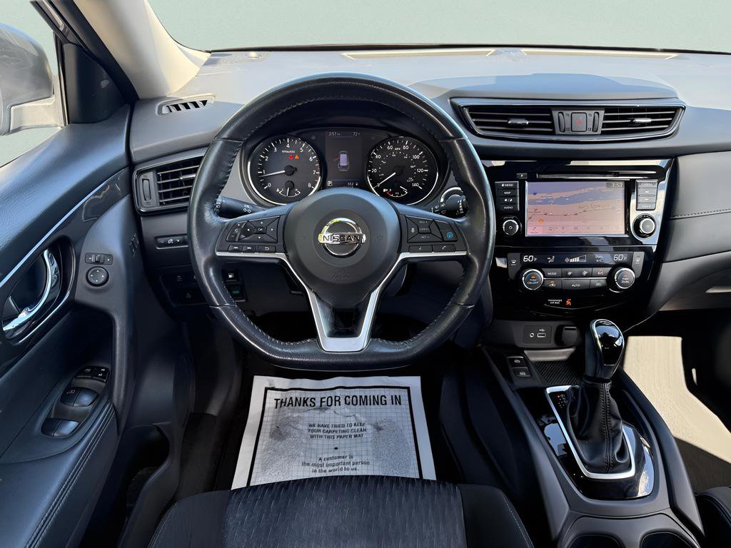 Used 2019 Nissan Rogue SV w/ Premium Package FWD image 21
