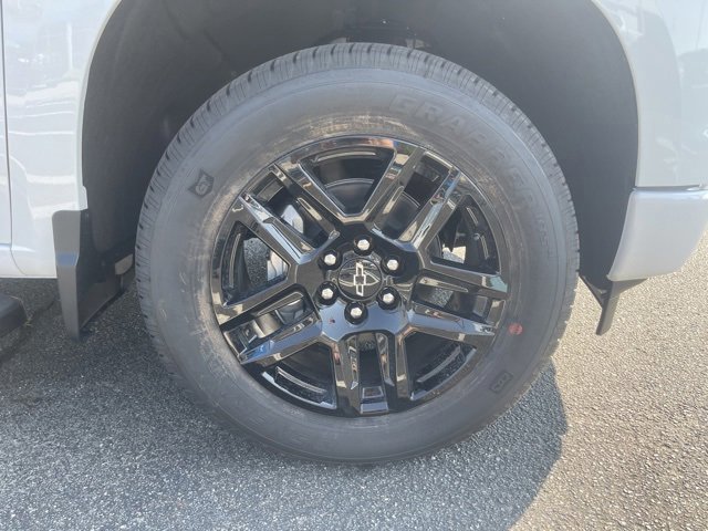 New 2024 Chevrolet Silverado 1500 Custom w/ LPO, Dark Essentials Package image 5