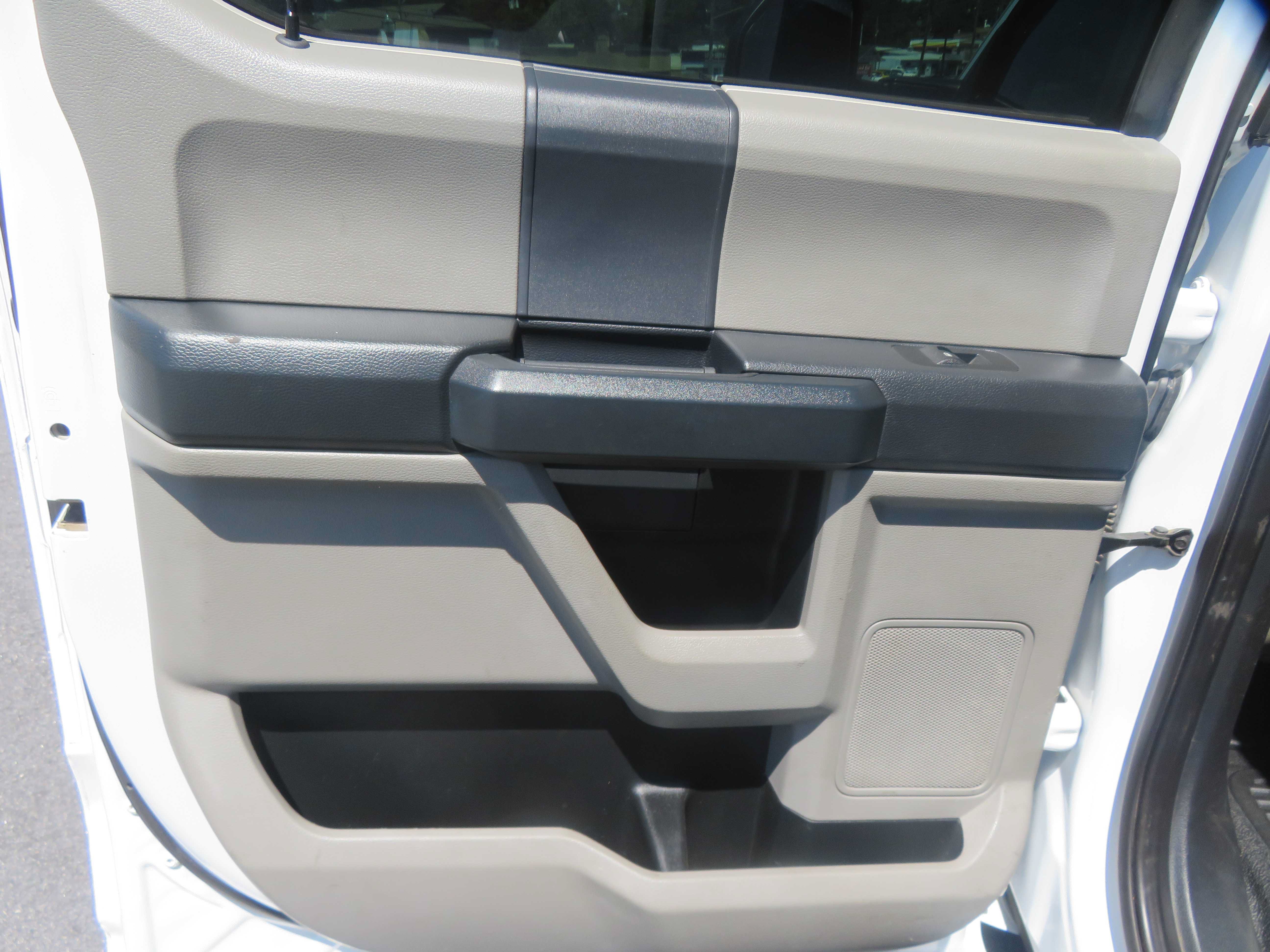 Used 2022 Ford F250 XL w/ STX Appearance Package AWD/4WD image 15