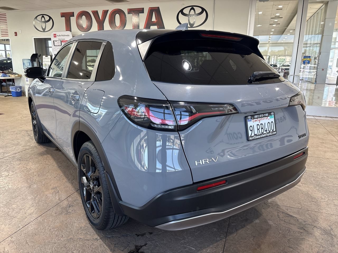 Used 2024 Honda HR-V Sport image 8