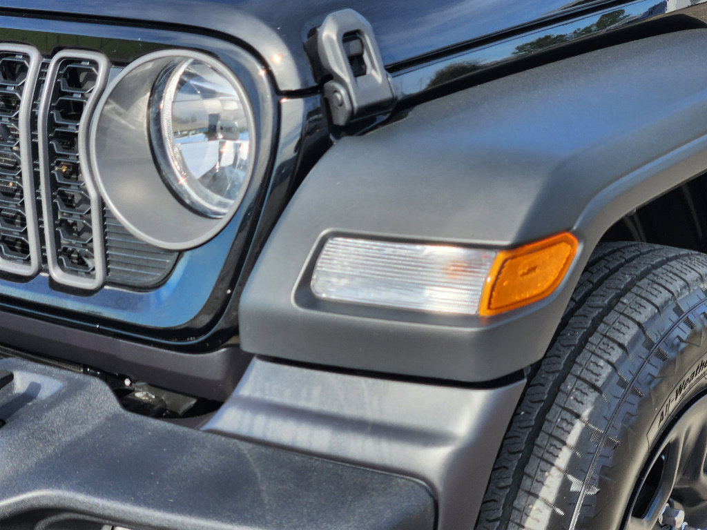 Used 2025 Jeep Wrangler Unlimited Sport image 8