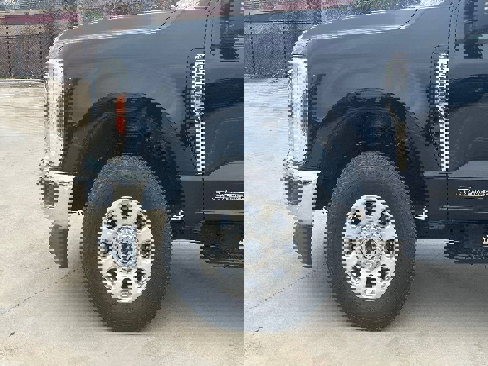 Used 2024 Ford F250 XLT w/ FX4 Off-Road Package image 8