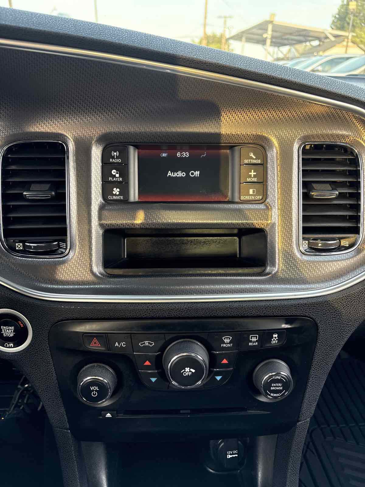 Used 2012 Dodge Charger SE RWD image 17