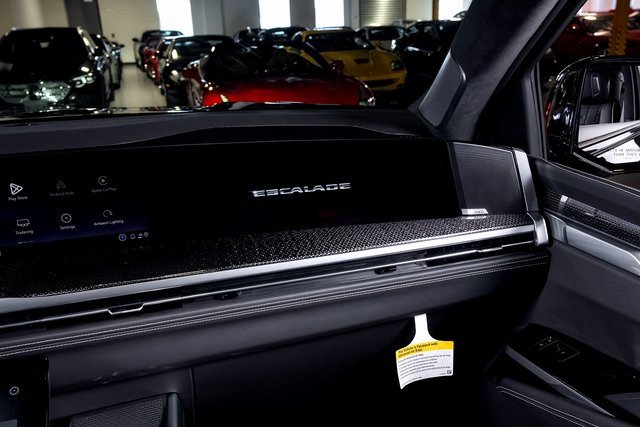 Used 2025 Cadillac Escalade V image 32