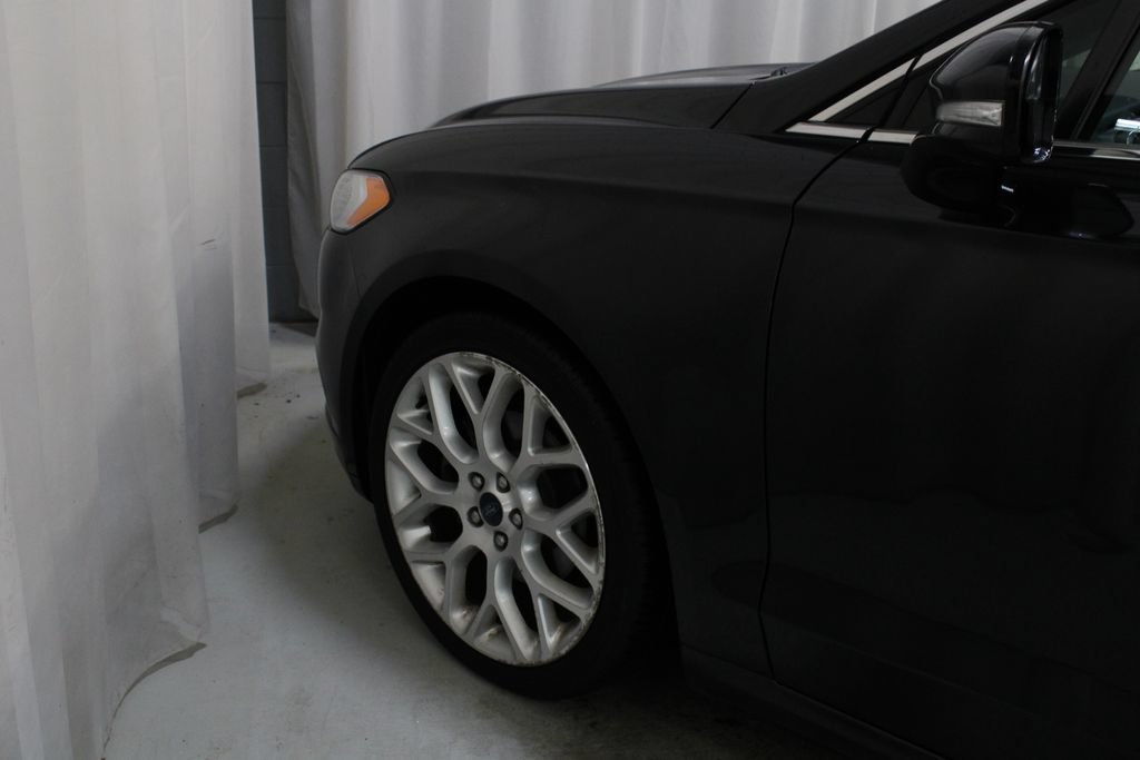 Used 2014 Ford Fusion Titanium AWD/4WD image 30