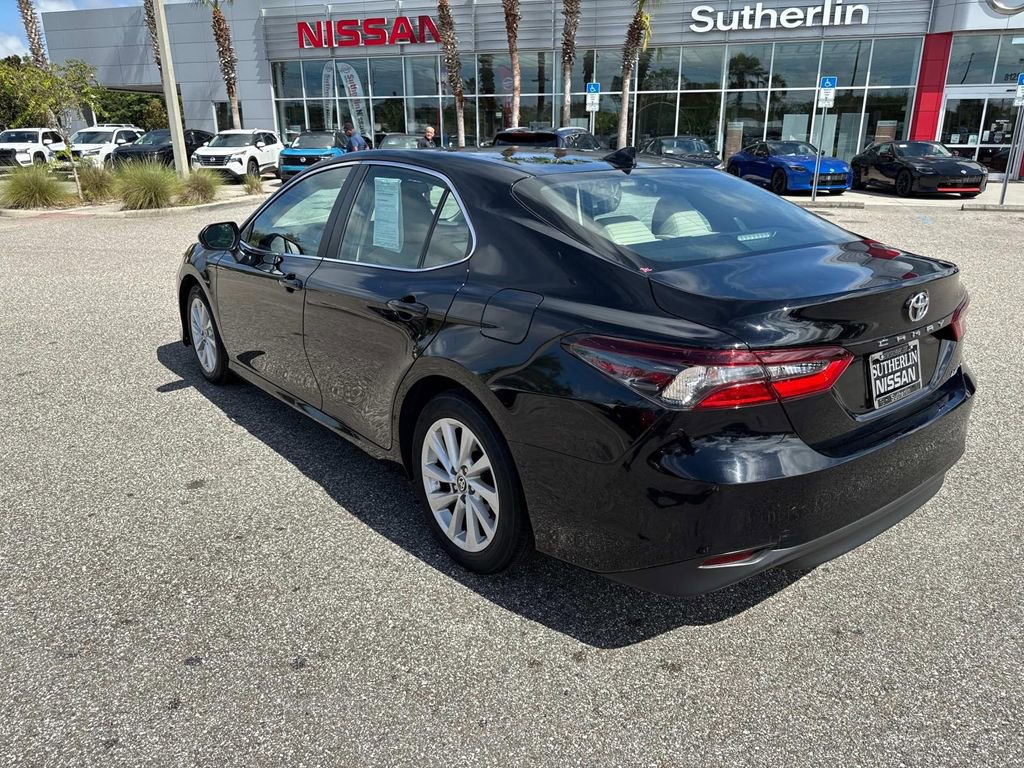 Used 2024 Toyota Camry LE image 6