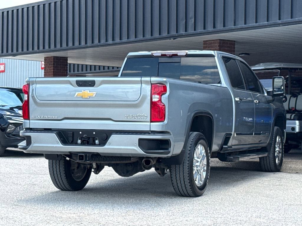 Used 2024 Chevrolet Silverado 3500 High Country w/ High Country Premium Package AWD/4WD image 8