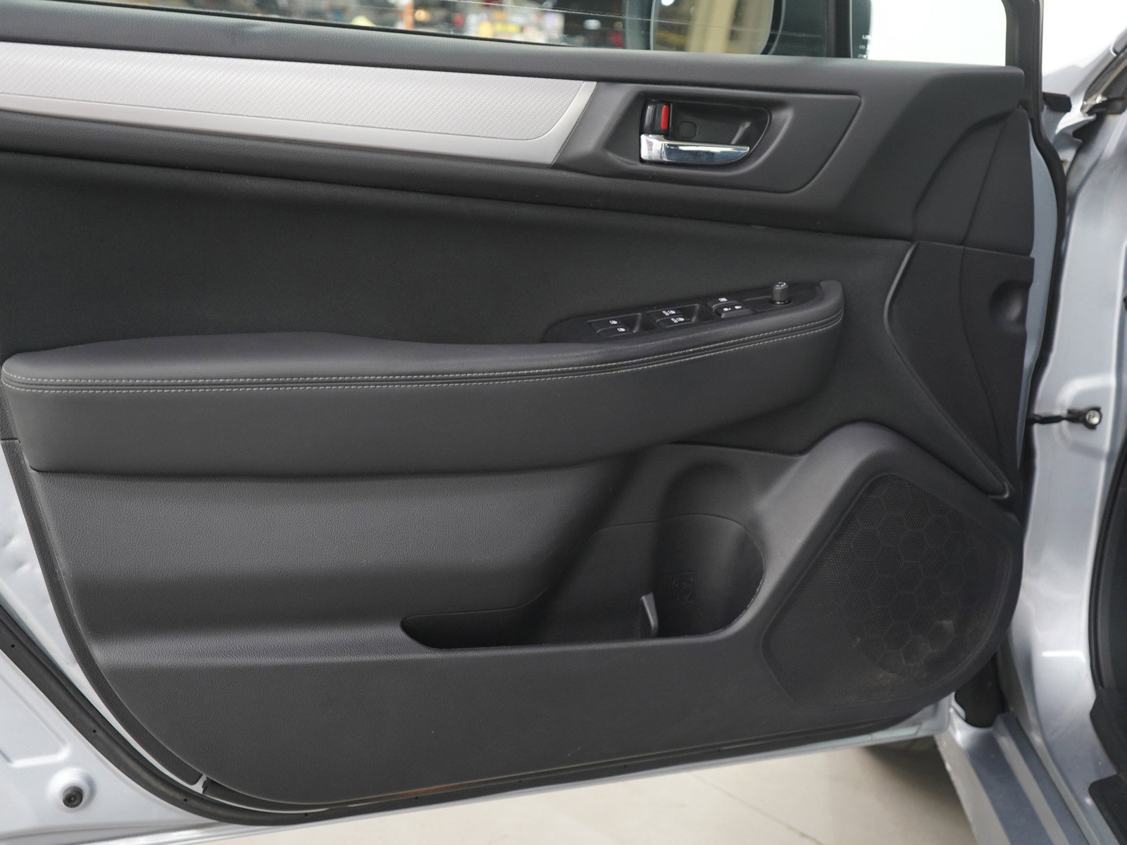 Used 2018 Subaru Legacy 2.5i Premium w/ Popular Package #1 image 16