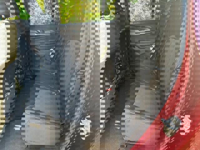 New 2025 Jeep Grand Cherokee Laredo X w/ Luxury Tech Group I image 38