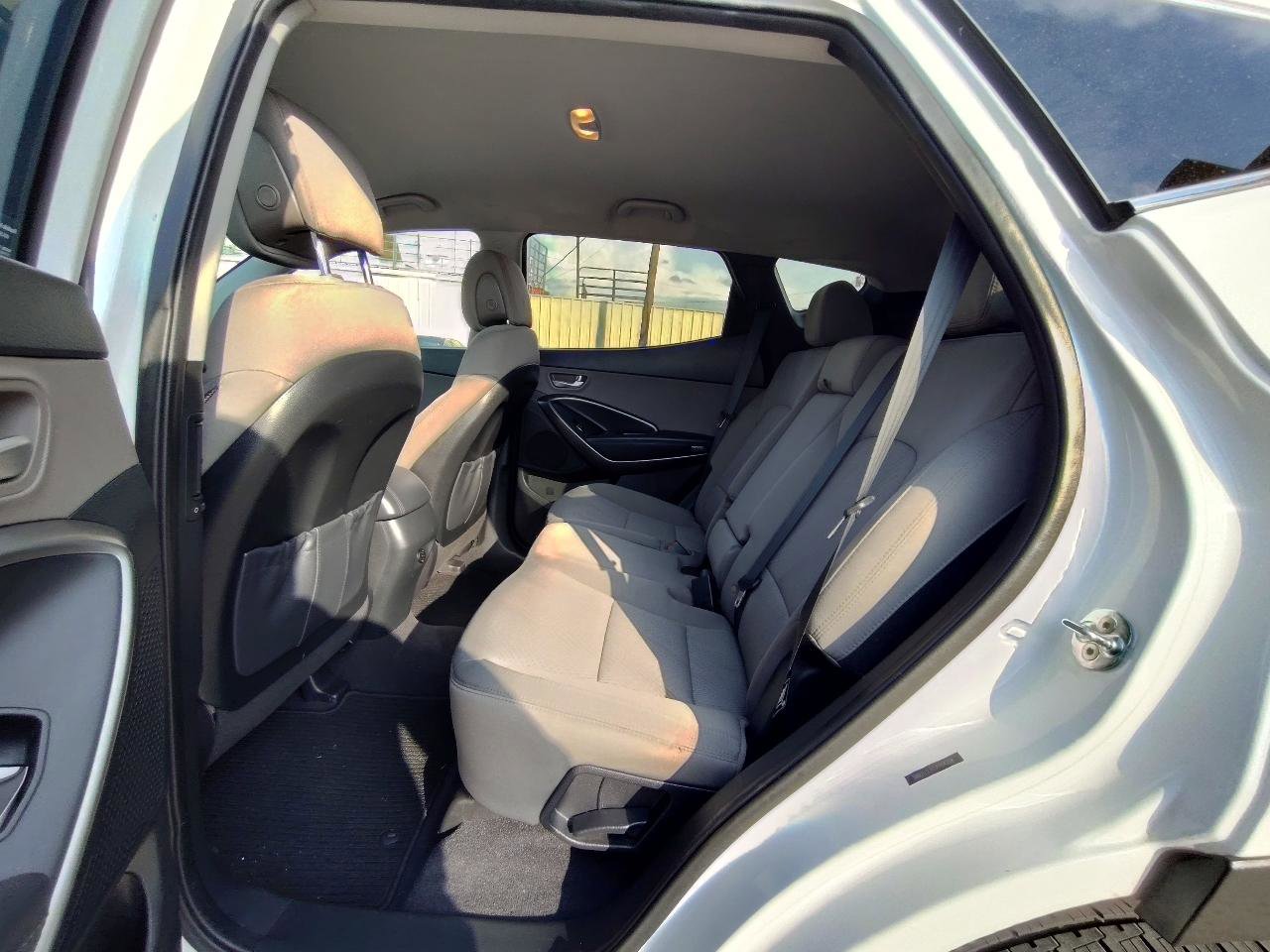 Used 2018 Hyundai Santa Fe Sport w/ 2.4L Value Package 02 FWD image 34