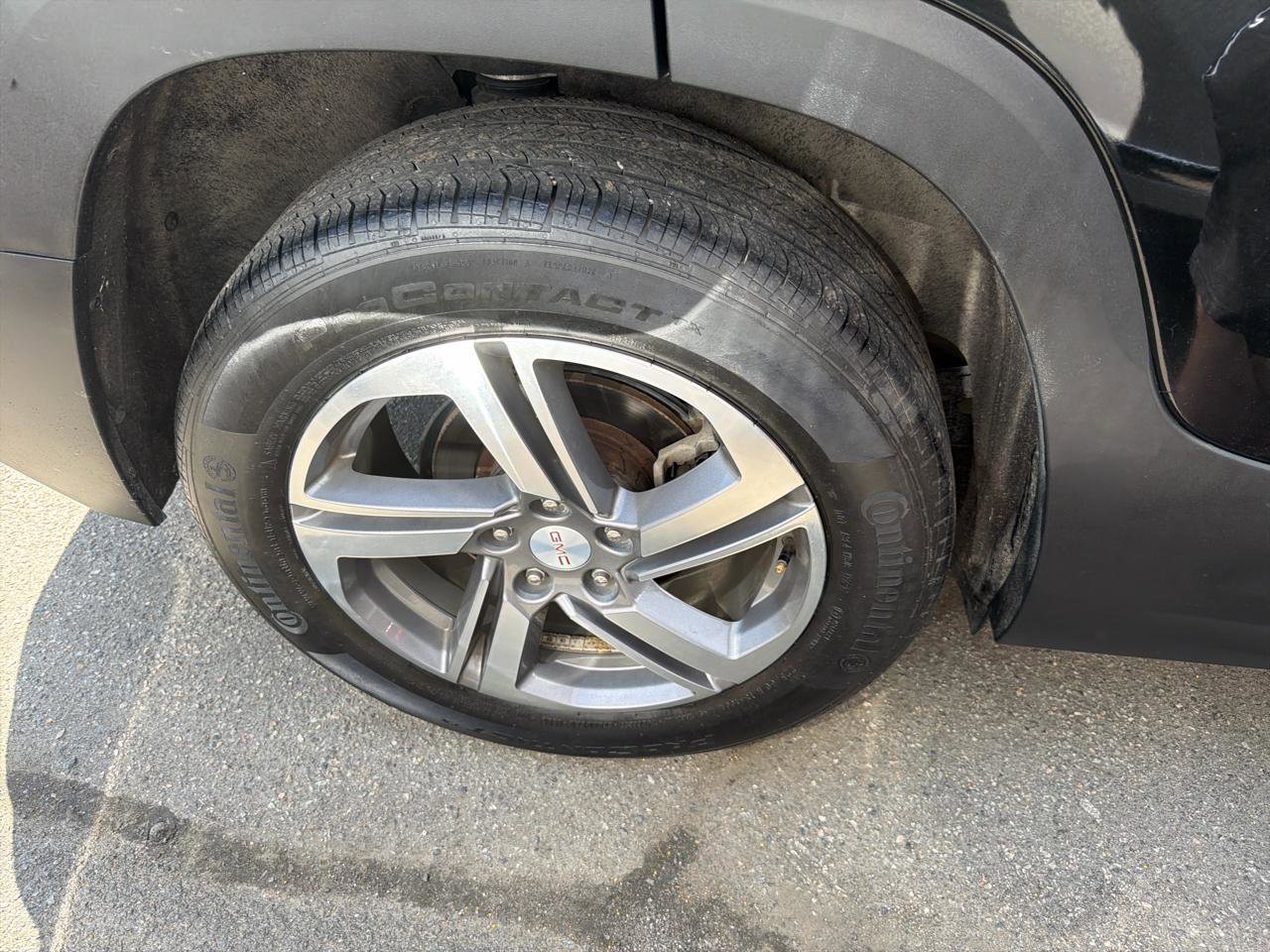 Used 2019 GMC Terrain SLT w/ LPO, Floor Liner Package FWD image 5