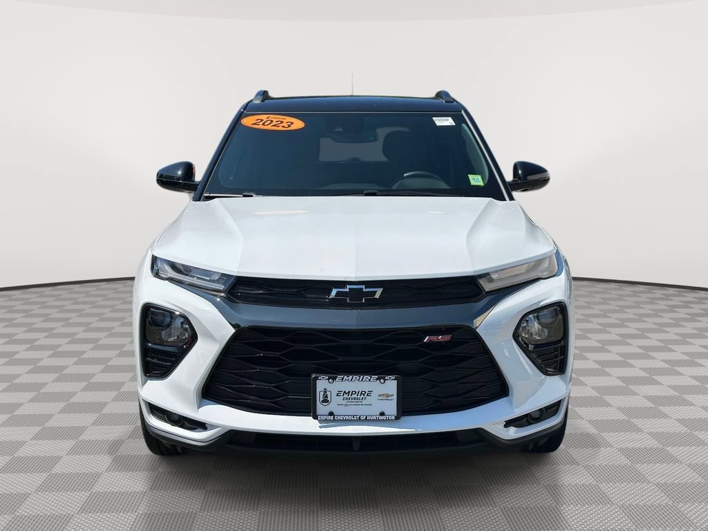Used 2023 Chevrolet TrailBlazer RS w/ Convenience Package AWD/4WD image 8