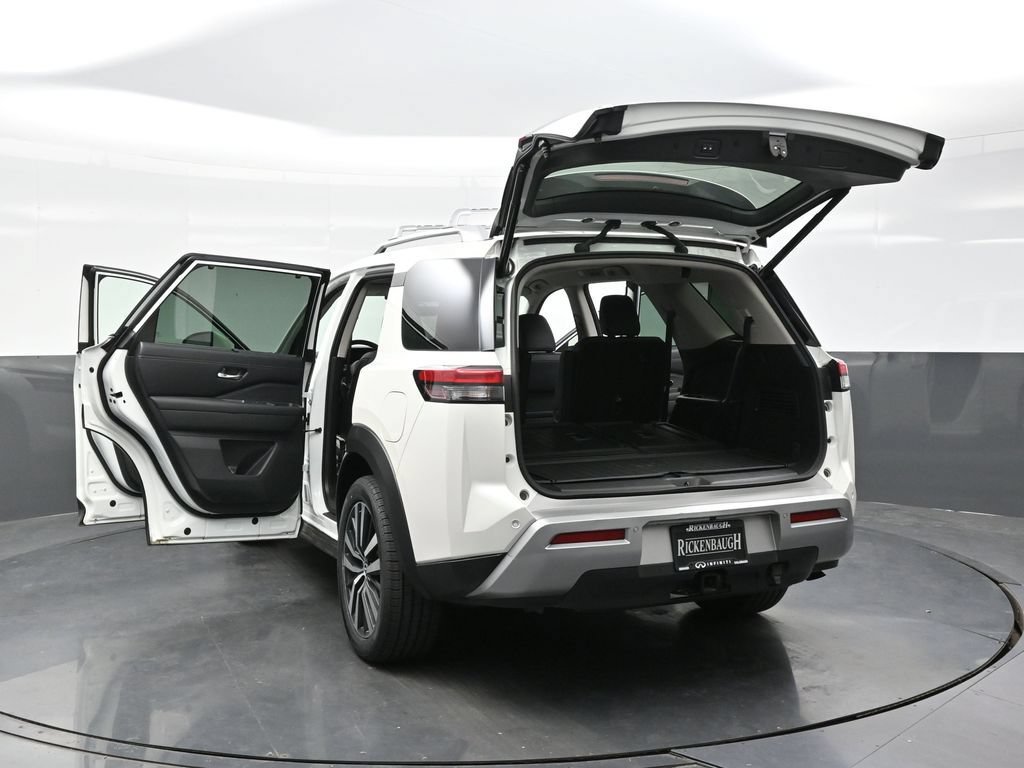 Used 2023 Nissan Pathfinder Platinum AWD/4WD image 53