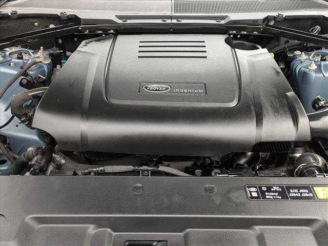 Used 2025 Land Rover Defender 110 S image 24