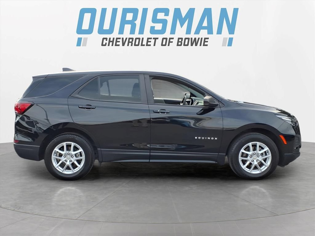 Certified 2024 Chevrolet Equinox LS w/ LS Convenience Package FWD image 2