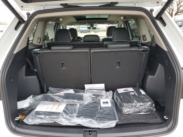 New 2026 Volkswagen Atlas SEL Premium R-Line image 7