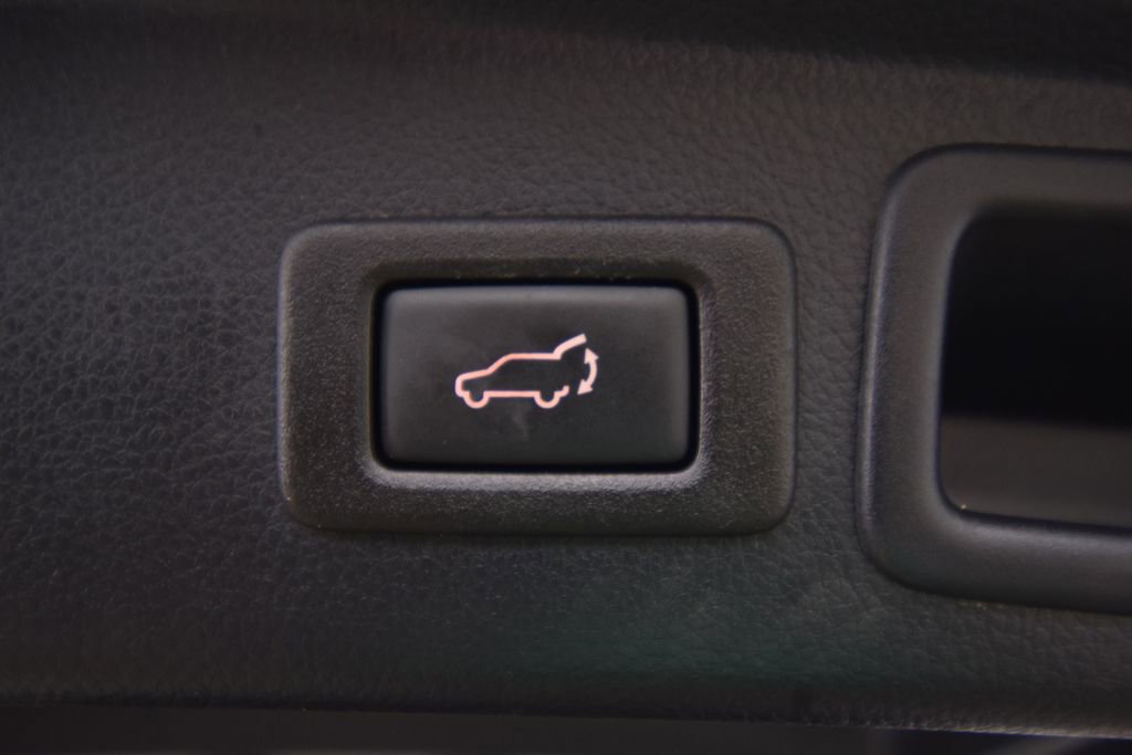 Used 2018 Subaru Forester 2.5i Limited image 38