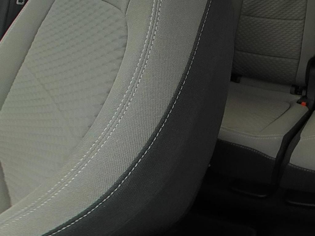 Used 2022 Ford Escape SE w/ SE Sport Appearance Package FWD image 12