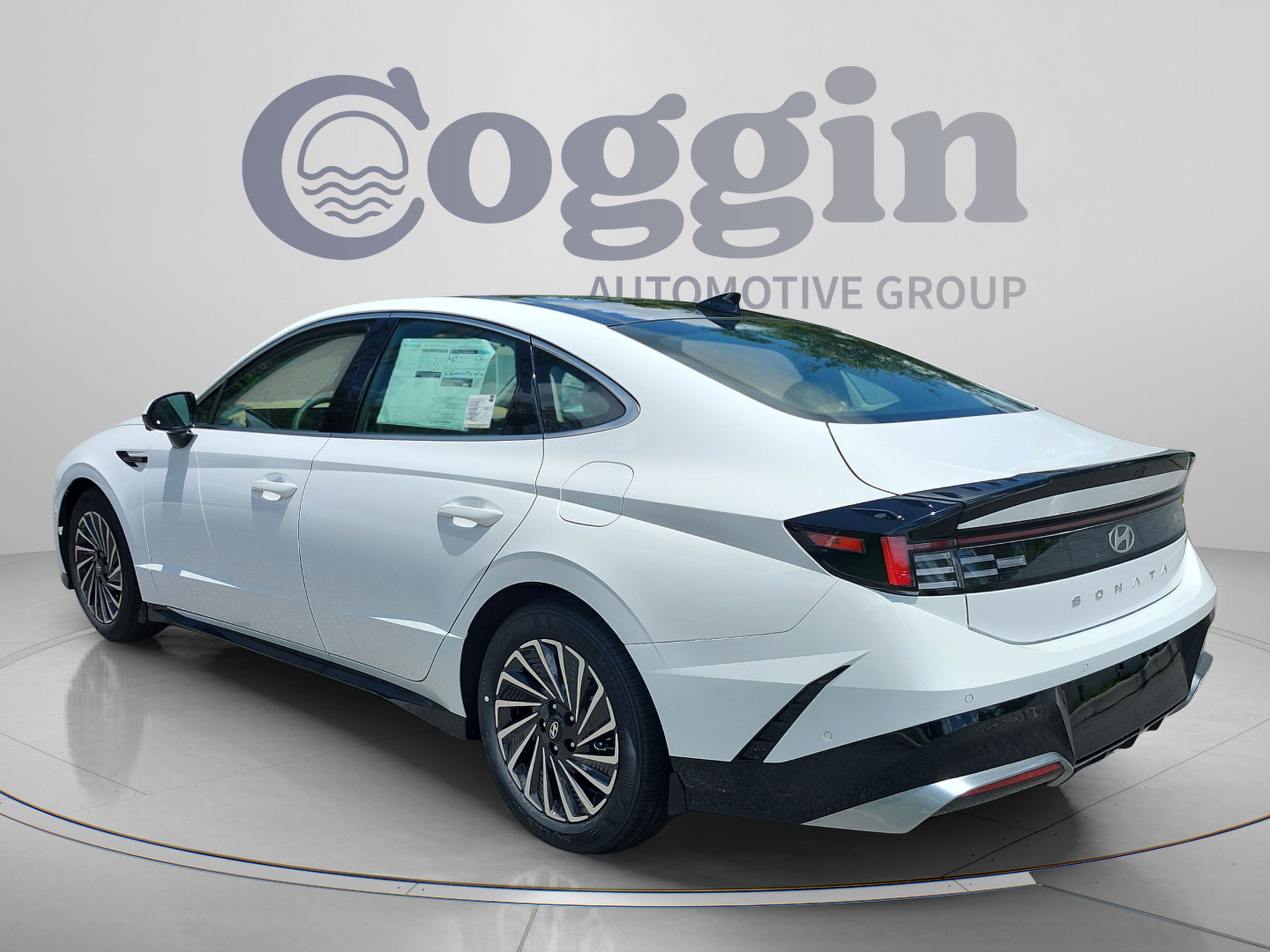 New 2026 Hyundai Sonata Limited FWD image 3