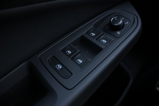 New 2025 Volkswagen GTI Autobahn image 18