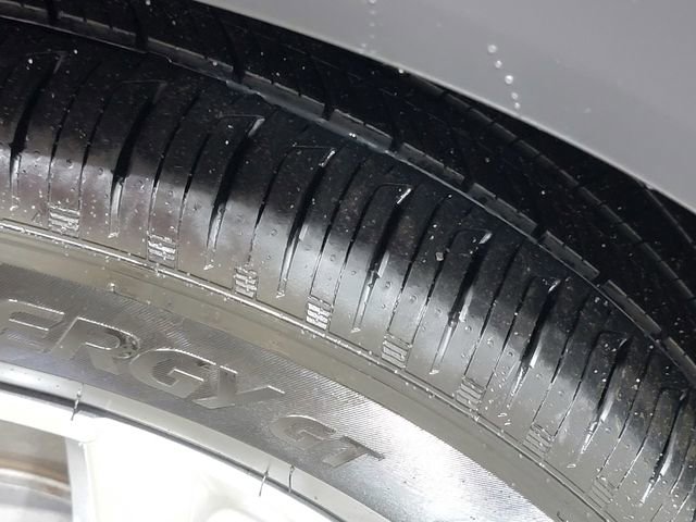 Used 2025 Honda HR-V LX image 12