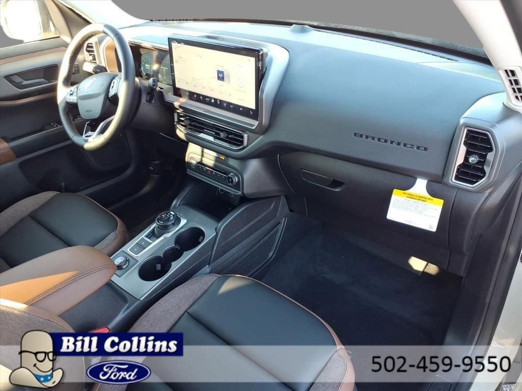 New 2025 Ford Bronco Sport Outer Banks image 12