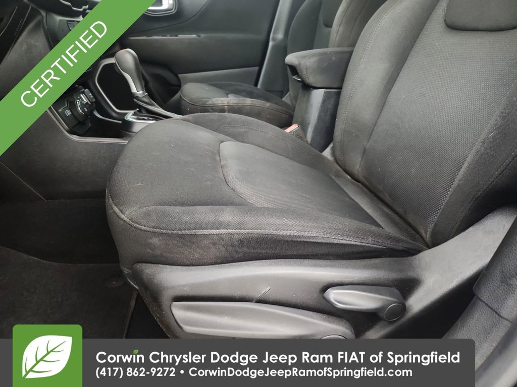Used 2020 Jeep Renegade Sport image 19