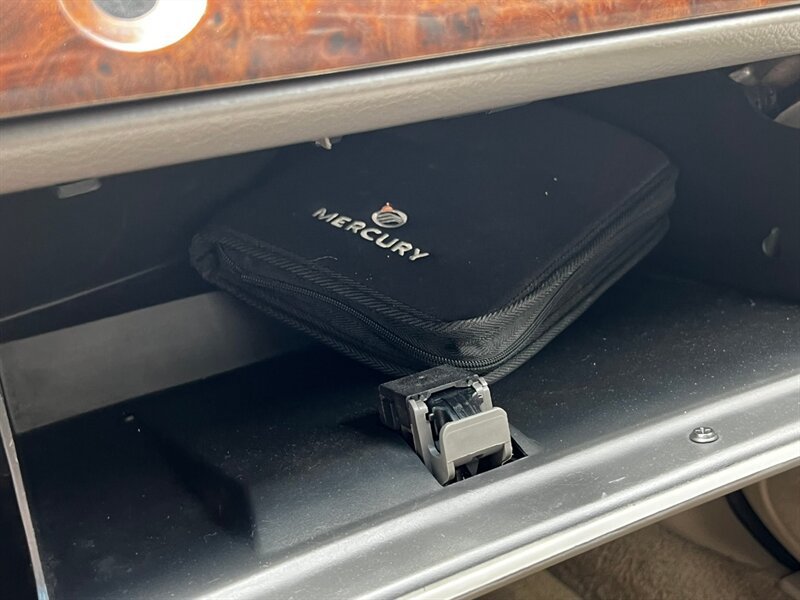Used 2009 Mercury Grand Marquis LS RWD image 35