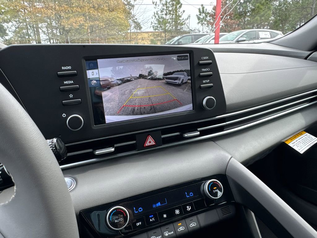 New 2026 Hyundai Elantra Sport image 18