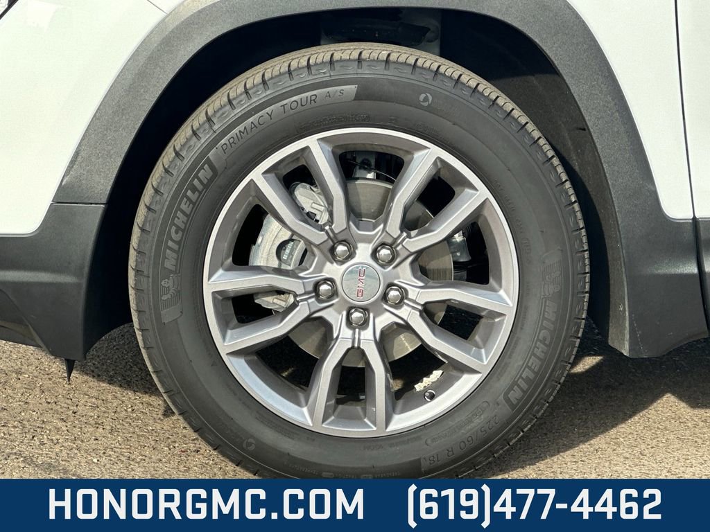 Used 2024 GMC Terrain SLT image 31