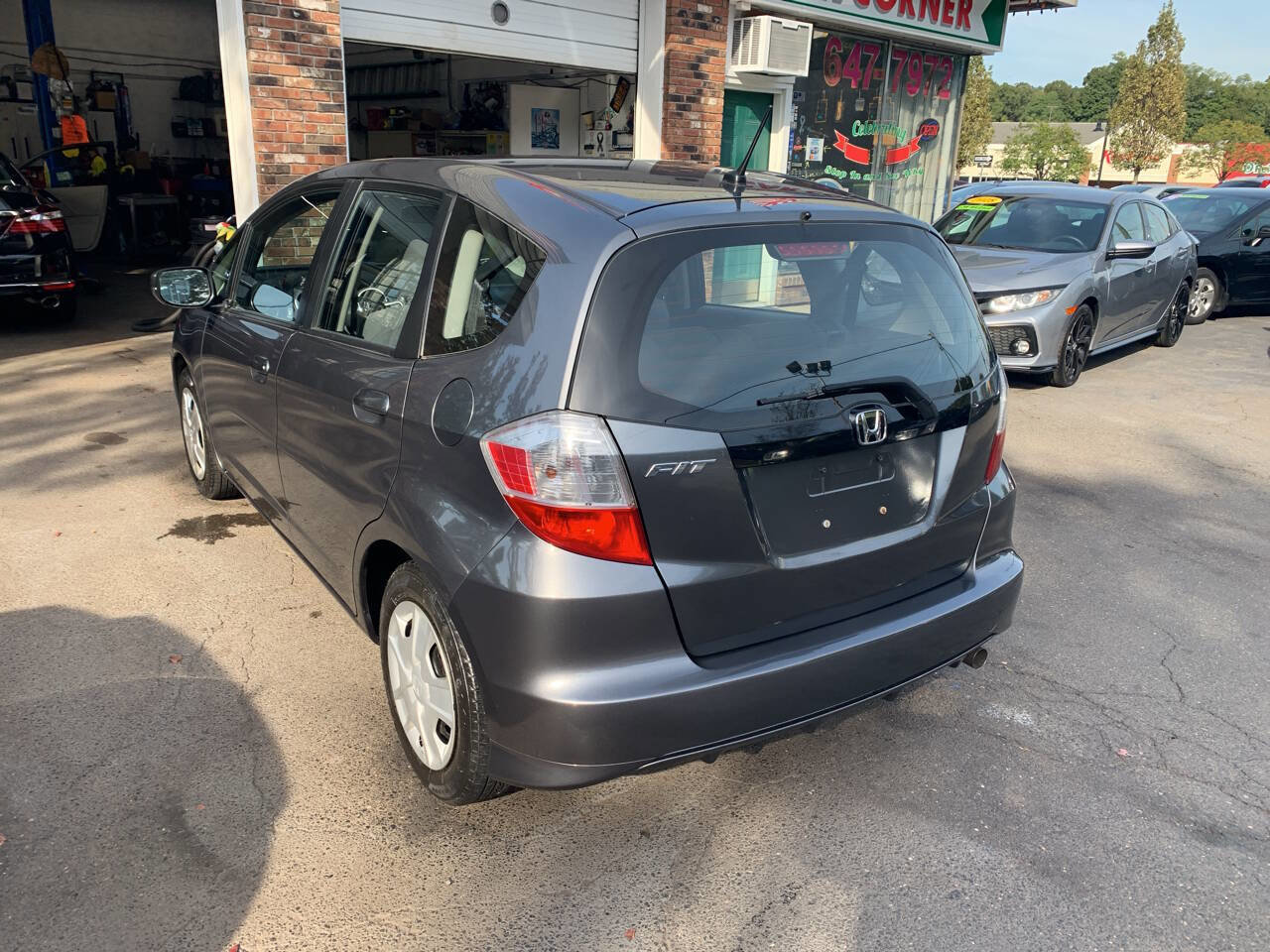 Used 2013 Honda Fit image 6