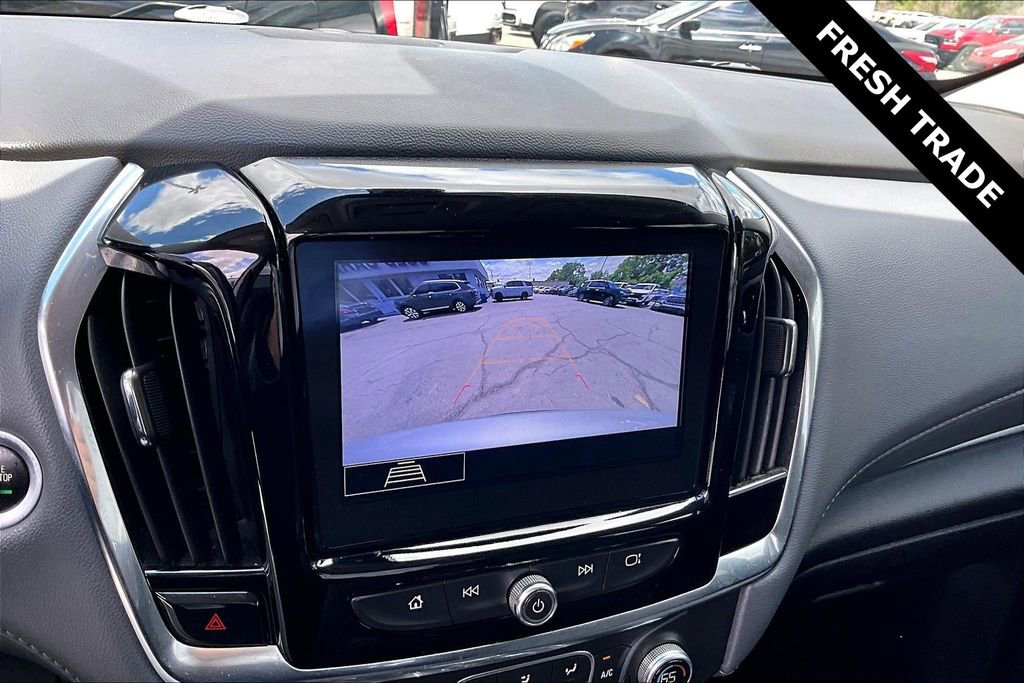Used 2021 Chevrolet Traverse LT FWD image 14