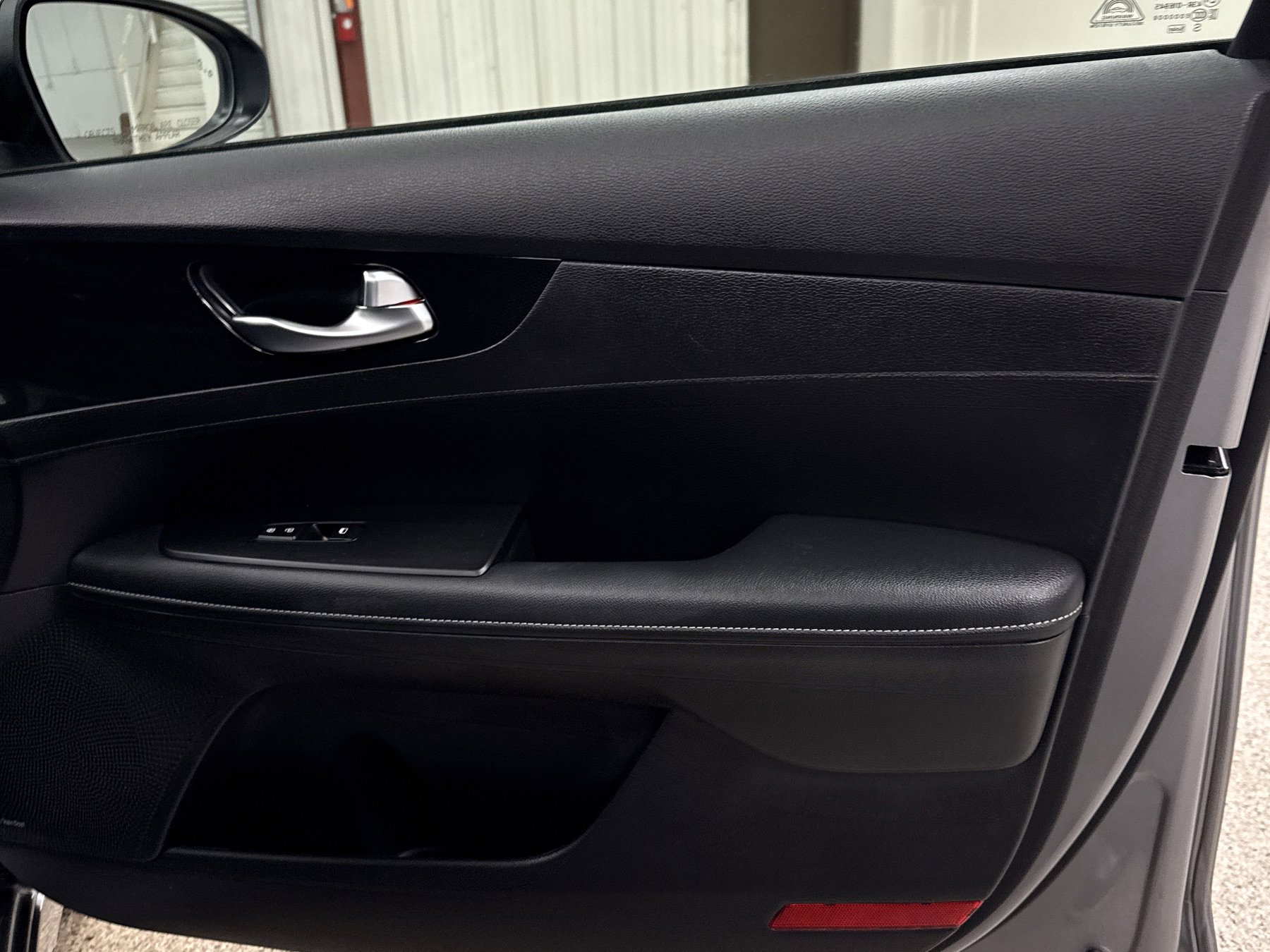 Used 2024 Kia Forte GT-Line w/ GT-Line Premium Package image 18